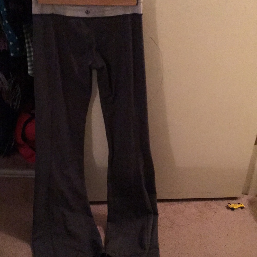 Lululemon pants - Picture 2 of 3